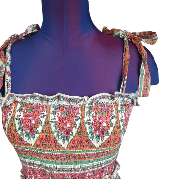 Lulu's Perfect Moments Cream Print Smocked Tie-Strap Culotte Jumpsuit Size Small - Picture 3 of 12